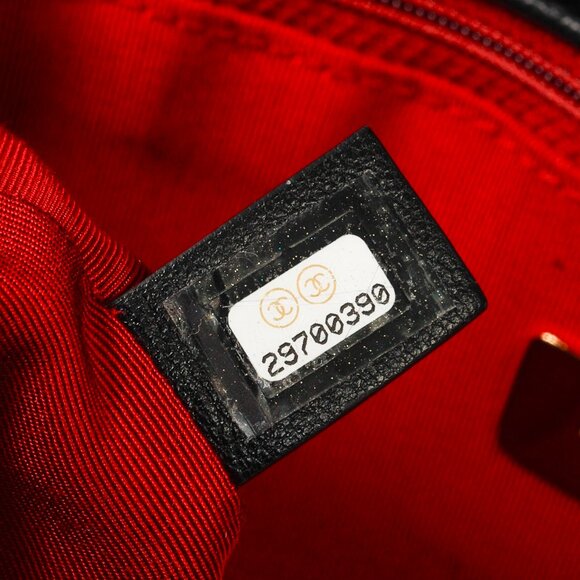 Chanel Maxi 19 Large Classic Two-Tone Chain Black Leather Flap Bag - Picture 13 of 13